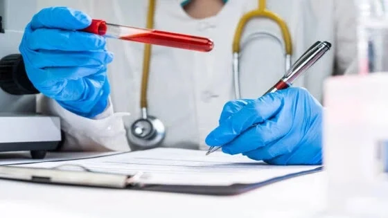حقائق حول فيروس نقص المناعة البشرية والإيدز