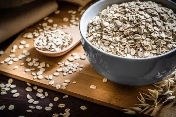 الشوفان: الفوائد الصحية والآثار الجانبية المحتملة